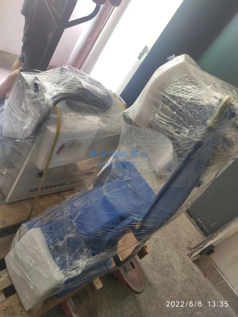 四軸六軸機器人出貨(圖4) 四軸六軸機器人出貨(圖4)