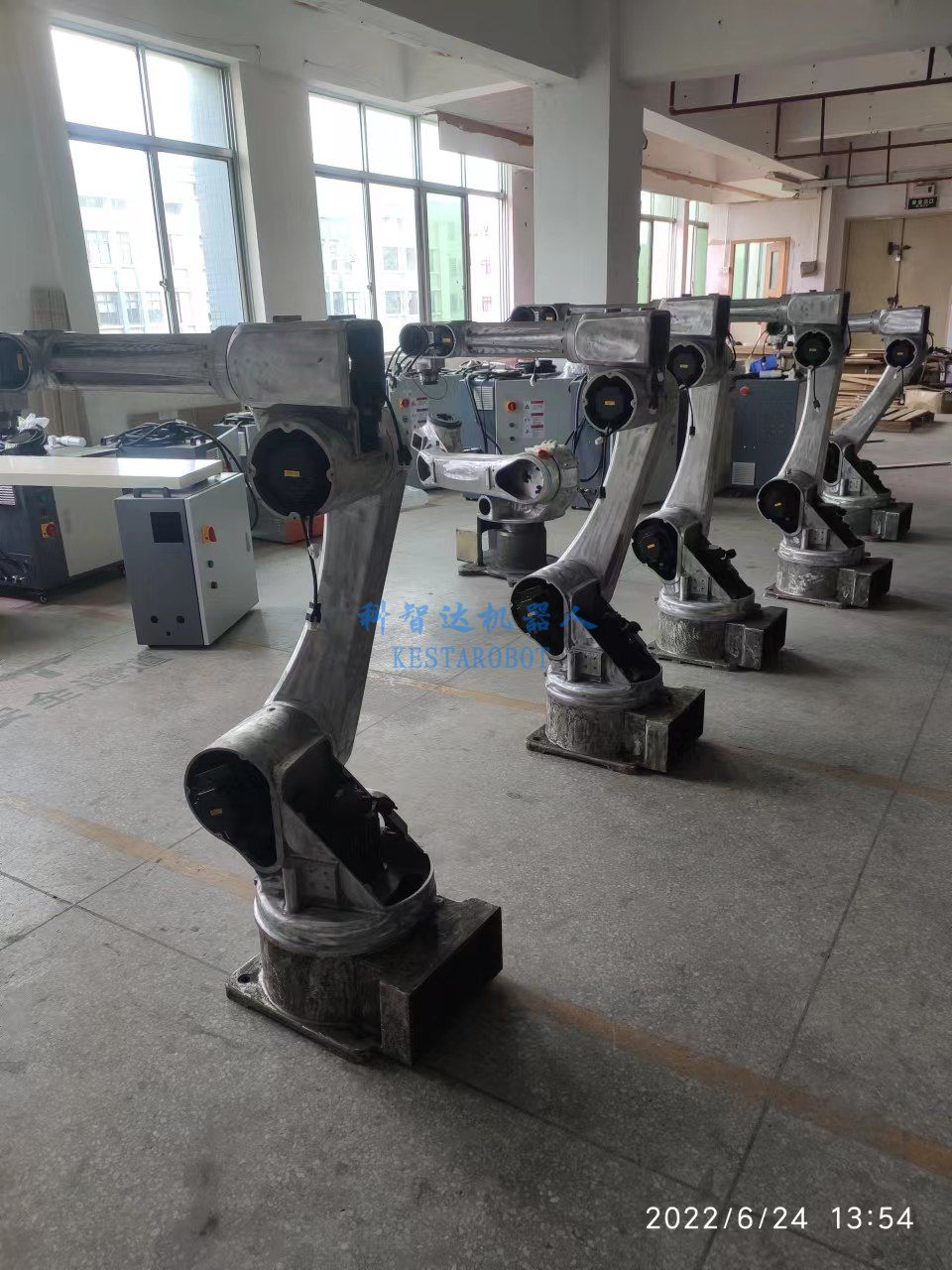 四軸六軸機器人出貨(圖1) 四軸六軸機器人出貨(圖1)